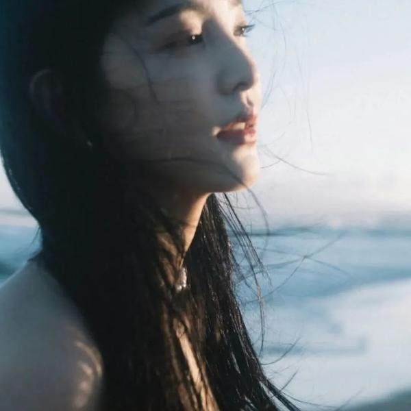 铁汉娇娃